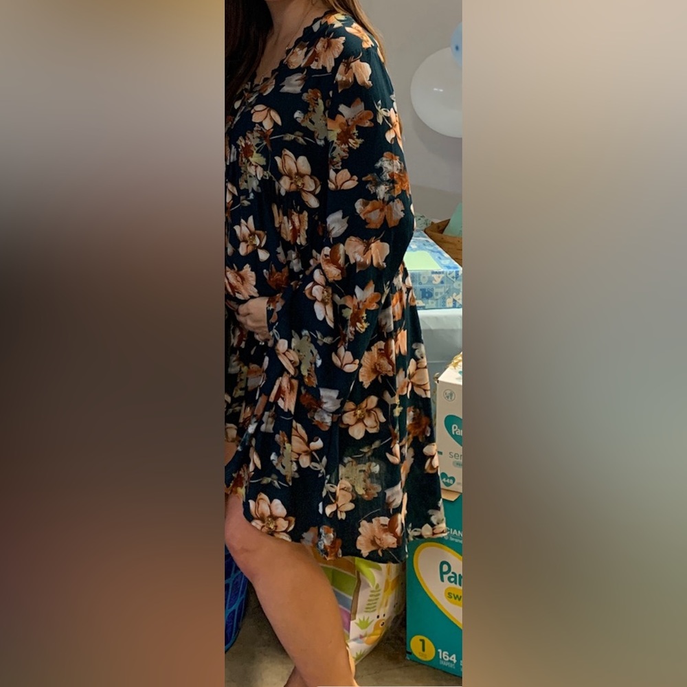 Maternity Dress- for shower or spring maternity photos!